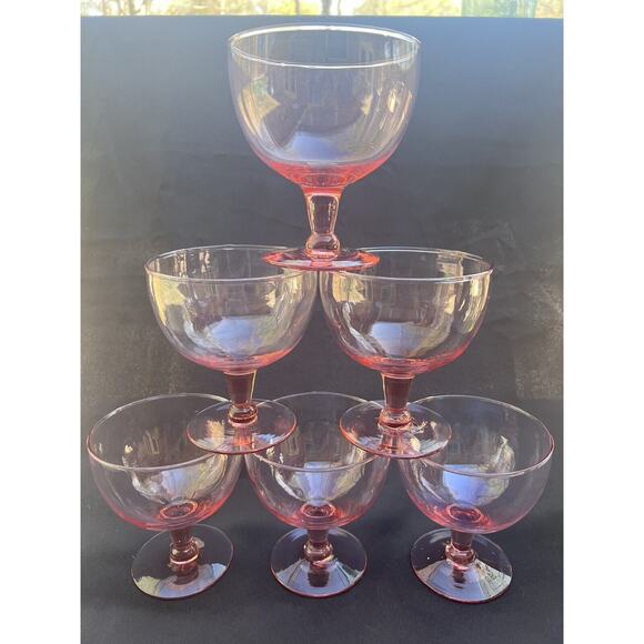 Set of 6 Fun Vintage Pink Glass Ice Cream Dishes/Margarita Glasses - Picture 3 of 10